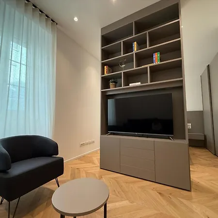 Apartment Palazzo Machiavelli Trieste