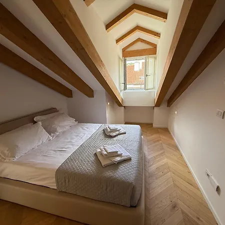 Palazzo Machiavelli * Trieste